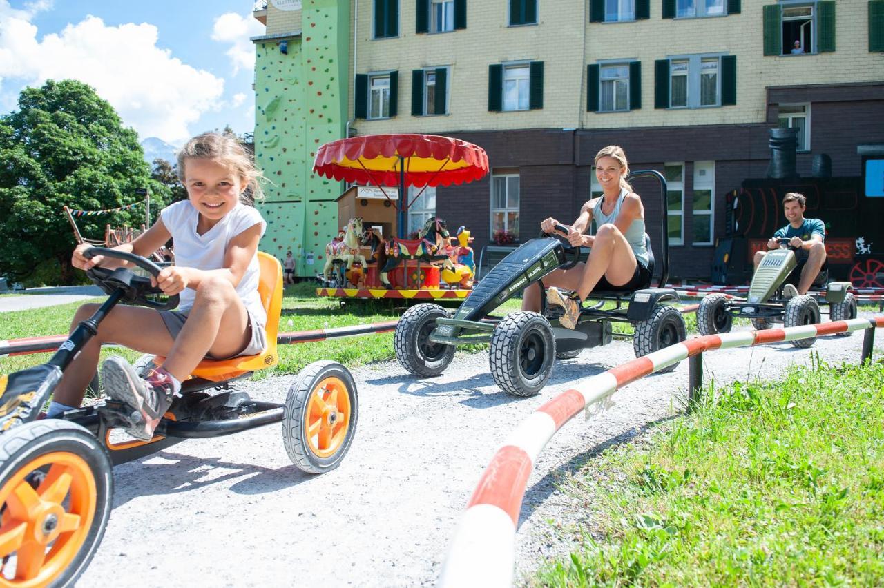 Maerchenhotel Браунвалд Екстериор снимка